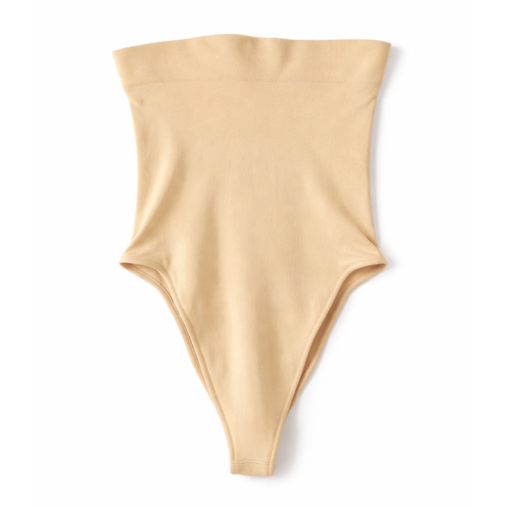 SKIMS | Seamless Sculpt High Waisted Thong - Sand - Picture 2 of 7